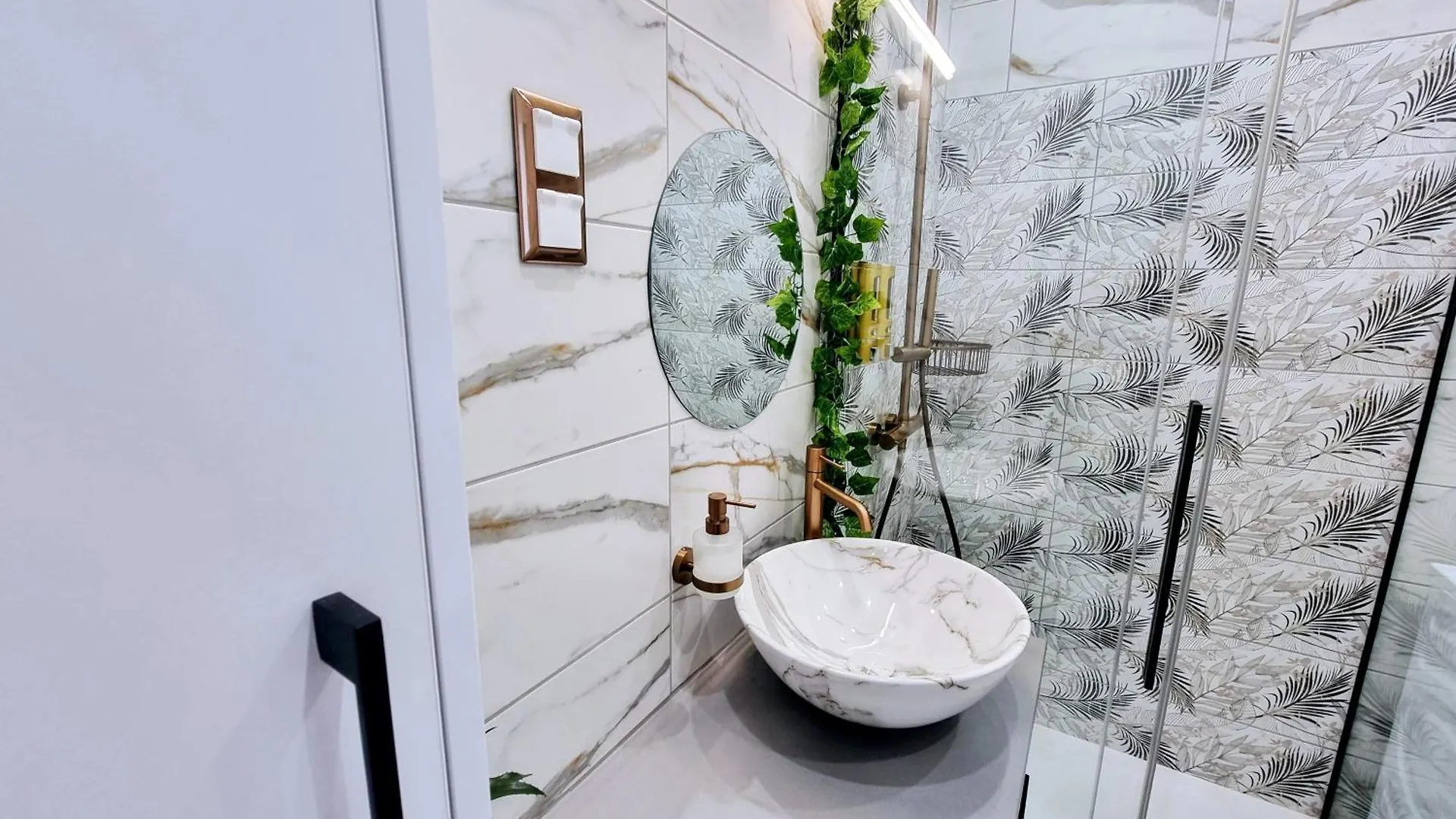 Dani Lux By Mital Apartman Szeged 0*,